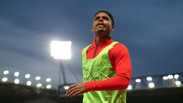 WATFORD, ENGLAND - APRIL 23: Mario Lemina of Southampton warms up during the Premier League match between Watford FC and Southampton FC at Vicarage Road on April 23, 2019 in Watford, United Kingdom. (Photo by Marc Atkins/Getty Images)