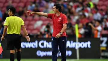 SINGAPORE - JULY 26: Unai Emery head coach of Arsenal looks during the International Champions Cup 2018 match between Club Atletico de Madrid and Arsenal at the National Stadium on July 26, 2018 in Singapore. (Photo by Thananuwat Srirasant/Getty Images for ICC)