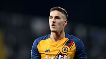 LA SPEZIA, ITALY - FEBRUARY 27: Nicolò Zaniolo of AS Roma looks on during the Serie A match between Spezia Calcio and AS Roma at Stadio Alberto Picco on February 27, 2022 in La Spezia, Italy. (Photo by Alessandro Sabattini/Getty Images)
