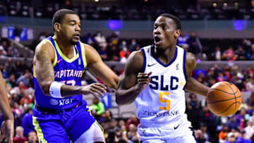 MEXICO CITY, MEXICO - DECEMBER 28: Isaiah Miller of the Salt Lake City Stars dribbles the ball as Mason Jones of the Mexico City Captains defends during the first half of the NBA G-League 2022-2023 at Mexico City Arena on December 28, 2022 in Mexico City, Mexico. (Photo by Jaime Lopez/Jam Media/Getty Images)