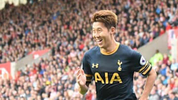 STOKE ON TRENT, ENGLAND - SEPTEMBER 10: Tottenham Hotspur's Son Heung-Min celebrates scoring Spurs second goal against Stoke City during the Premier League match between Stoke City and Tottenham Hotspur at Britannia Stadium on September 10, 2016 in Stoke on Trent, England. (Photo by Terry Donnally/CameraSport via Getty Images)