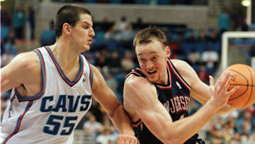 Cleveland Cavaliers Andrew DeClercq #55.(Photo credit should read DAVID MAXWELL/AFP via Getty Images)