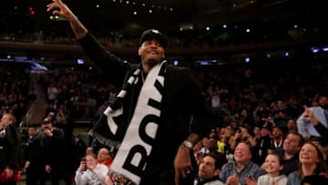 NEW YORK, NEW YORK - JANUARY 27: Former New York Knicks player Carmelo Anthony waves to the fans in the first quarter against the Miami Heat at Madison Square Garden on January 27, 2019 in New York City.NOTE TO USER: User expressly acknowledges and agrees that, by downloading and or using this photograph, User is consenting to the terms and conditions of the Getty Images License Agreement. (Photo by Elsa/Getty Images)