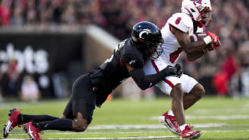Cincinnati Bearcats defensive back Taj Ward against Miami Redhawks at Nippert Stadium.