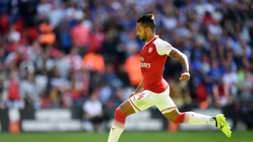 LONDON, ENGLAND - AUGUST 06: Theo Walcott of Arsenal takes a penalty during the FA Community Shield between Chelsea and Arsenal at Wembley Stadium on August 6, 2017 in London, England. (Photo by Dan Mullan/Getty Images)