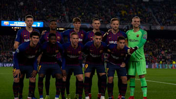 Line up Barcelona (L-R) Lenglet, Nelson Semedo, Miranda, Thomas Vermaelen, Ivan Rakitic, Jasper Cillessen, Carles Alena, Aleña, Ousmane Dembele, Arthur, Munir El Haddadi, Coutinho during the match between FC Barcelona and Tottenham Hotspurs at Camp Nou Stadium in Barcelona, Spain on December 11, 2018. (Photo by Jose Breton/NurPhoto via Getty Images)