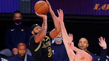 LAKE BUENA VISTA, FLORIDA - SEPTEMBER 20: Anthony Davis #3 of the Los Angeles Lakers shoots a three point basket to win the game over Denver Nuggets in Game Two of the Western Conference Finals during the 2020 NBA Playoffs at AdventHealth Arena at the ESPN Wide World Of Sports Complex on September 20, 2020 in Lake Buena Vista, Florida. NOTE TO USER: User expressly acknowledges and agrees that, by downloading and or using this photograph, User is consenting to the terms and conditions of the Getty Images License Agreement. (Photo by Kevin C. Cox/Getty Images)
