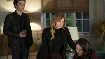 PRETTY LITTLE LIARS: THE PERFECTIONISTS - "Enter The Professor" - (Freeform/Allyson Riggs)ELI BROWN, SASHA PIETERSE, JANEL PARRISH