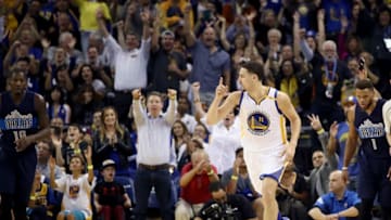OAKLAND, CA - NOVEMBER 09: Klay Thompson (Photo by Ezra Shaw/Getty Images)