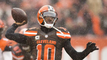 Dec 11, 2016; Cleveland, OH, USA; Cleveland Browns quarterback Robert Griffin III (10) completes a pass during the second quarter against the Cincinnati Bengals at FirstEnergy Stadium. Mandatory Credit: Scott R. Galvin-USA TODAY Sports