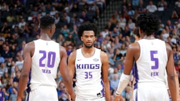 SALT LAKE CITY - JULY 2: Marvin Bagley III high-fives teammates during the 2018 Summer League at the Golden 1 Center on July 2, 2018 in Sacramento, California. NOTE TO USER: User expressly acknowledges and agrees that, by downloading and or using this photograph, User is consenting to the terms and conditions of the Getty Images License Agreement. Mandatory Copyright Notice: Copyright 2018 NBAE (Photo by Rocky Widner/NBAE via Getty Images)