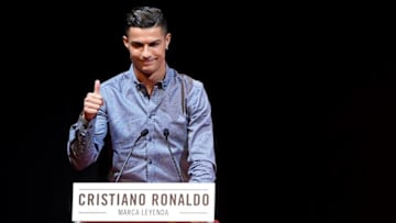 Portugal and Juventus forward Cristiano Ronaldo gives a thumbs-up as he delivers a speech after receiving the MARCA Leyenda (MARCA Legend) award in Madrid on July 29, 2019. - The award is attributed to sport professionals by the Spanish sports newspaper MARCA. (Photo by JAVIER SORIANO / AFP) (Photo credit should read JAVIER SORIANO/AFP via Getty Images)