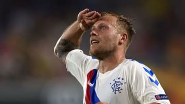 VILLAREAL, SPAIN - SEPTEMBER 20: Scott Arfield of Rangers celebrates after scoring his sides first goal during the UEFA Europa League Group G match between Villarreal CF and Rangers at Estadio de la Ceramica on September 20, 2018 in Villareal, Spain. (Photo by Manuel Queimadelos Alonso/Getty Images)