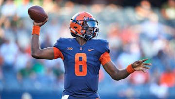 CHICAGO, IL - SEPTEMBER 15: Illinois Fighting Illini quarterback M.J. Rivers II (8) throws the football in action during a game between the Illinois Fighting Illini and the South Florida Bulls on September 15, 2018 at Soldier Field in Chicago, IL. The South Florida Bulls defeated the Illinois Fighting Illini by the score of 25 to 19. (Photo by Robin Alam/Icon Sportswire via Getty Images)