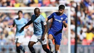 LONDON, ENGLAND - AUGUST 05: Fernandinho of Manchester City is challenged by Alvaro Morata of Chelsea during the FA Community Shield between Manchester City and Chelsea at Wembley Stadium on August 5, 2018 in London, England. (Photo by Clive Mason/Getty Images)