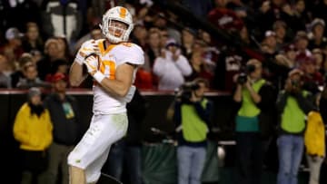 COLUMBIA, SC - OCTOBER 27: Eli Wolf #80 of the Tennessee Volunteers catches a touchdown against the South Carolina Gamecocks during their game at Williams-Brice Stadium on October 27, 2018 in Columbia, South Carolina. (Photo by Streeter Lecka/Getty Images)