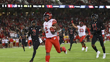 PALO ALTO, CA - OCTOBER 06: Zack Moss #2 of the Utah Utes breaks away for a 35 yard touchdow run against the Stanford Cardinal during the second quarter of their NCAA football game at Stanford Stadium on October 6, 2018 in Palo Alto, California. (Photo by Thearon W. Henderson/Getty Images)
