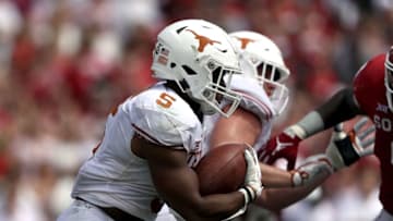 DALLAS, TX - OCTOBER 06: Tre Watson #5 of the Texas Longhorns during the 2018 AT&T Red River Showdown at Cotton Bowl on October 6, 2018 in Dallas, Texas. (Photo by Ronald Martinez/Getty Images)