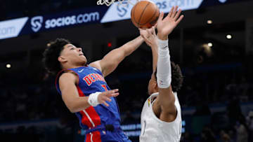 Detroit Pistons guard Killian Hayes (7) shoots against Oklahoma City Thunder guard Aaron Wiggins Credit: Alonzo Adams-USA TODAY Sports