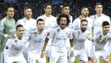 PARIS, FRANCE - MARCH 6: Players of Real Madrid pose prior to the UEFA Champions League Round of 16 Second Leg match between Paris Saint-Germain (PSG) and Real Madrid at Parc des Princes stadium on March 6, 2018 in Paris, France. (Photo by Jean Catuffe/Getty Images)