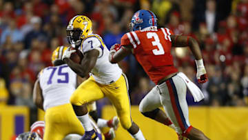 BATON ROUGE, LA - OCTOBER 22: Leonard Fournette