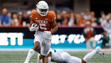 Bijan Robinson #5, Texas Longhorns (Photo by Tim Warner/Getty Images)