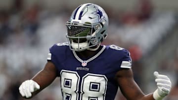 ARLINGTON, TX - NOVEMBER 24: Dez Bryant #88 of the Dallas Cowboys warms up on the field prior to the game against the Washington Redskins at AT&T Stadium on November 24, 2016 in Arlington, Texas. (Photo by Tom Pennington/Getty Images)