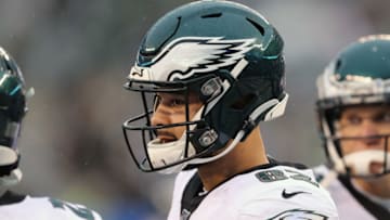 EAST RUTHERFORD, NEW JERSEY - DECEMBER 29: Tight End Richard Rodgers #82 of the Philadelphia Eagles follows the action against the New York Giants in the rain in the first half at MetLife Stadium on December 29, 2019 in East Rutherford, New Jersey. (Photo by Al Pereira/Getty Images)