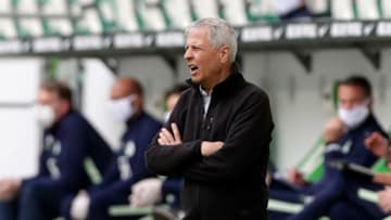 Lucien Favre will be looking for a response from his team after the defeat to Bayern (Photo by MICHAEL SOHN/POOL/AFP via Getty Images)