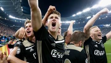 Frenkie de Jong of Ajax, Matthijs de Ligt of Ajax, Lasse Schone of Ajax, Donny van de Beek of Ajax during the UEFA Champions League quarter final match between Juventus FC and Ajax Amsterdam at the Allianz Arena on April 16, 2019 in Turin, Italy(Photo by VI Images via Getty Images)