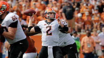 AUSTIN, TX - OCTOBER 21: Mason Rudolph #2 of the Oklahoma State Cowboys looks to pass in the third quarter against the Texas Longhorns at Darrell K Royal-Texas Memorial Stadium on October 21, 2017 in Austin, Texas. (Photo by Tim Warner/Getty Images)