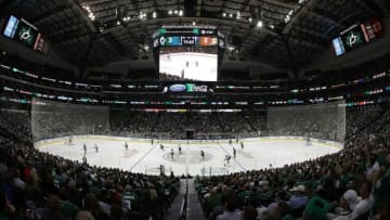 DALLAS, TX - OCTOBER 13: A general view of play between the Anaheim Ducks and the Dallas Stars during opening night of the 2016-2017 season at American Airlines Center on October 13, 2016 in Dallas, Texas. (Photo by Ronald Martinez/Getty Images)