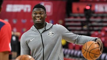 LAS VEGAS, NEVADA - JULY 14: Zion Williamson #1 of the New Orleans Pelicans warms up on the court before a semifinal game of the 2019 NBA Summer League against the Memphis Grizzlies at the Thomas & Mack Center on July 14, 2019 in Las Vegas, Nevada. NOTE TO USER: User expressly acknowledges and agrees that, by downloading and or using this photograph, User is consenting to the terms and conditions of the Getty Images License Agreement. (Photo by Ethan Miller/Getty Images)