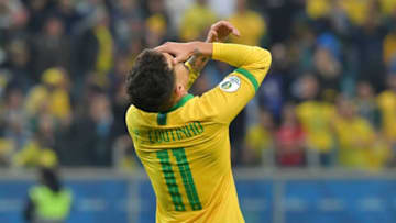 Brazil's Philippe Coutinho gestures after tying with Paraguay 0-0 and going the the penalty shoot-out during their Copa America football tournament quarter-final match at the Gremio Arena in Porto Alegre, Brazil, on June 27, 2019. (Photo by Luis ACOSTA / AFP) (Photo credit should read LUIS ACOSTA/AFP/Getty Images)