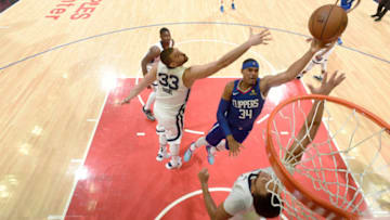 LOS ANGELES, CA - NOVEMBER 23: Tobias Harris #34 of the LA Clippers goes to the basket against the Memphis Grizzlies on November 23, 2018 at STAPLES Center in Los Angeles, California. NOTE TO USER: User expressly acknowledges and agrees that, by downloading and/or using this photograph, user is consenting to the terms and conditions of the Getty Images License Agreement. Mandatory Copyright Notice: Copyright 2018 NBAE (Photo by Adam Pantozzi/NBAE via Getty Images)