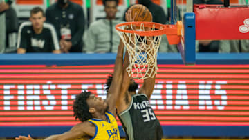 Golden State Warriors center James Wiseman (33) blocks the shot of Sacramento Kings forward Marvin Bagley III (35) Credit: Neville E. Guard-USA TODAY Sports