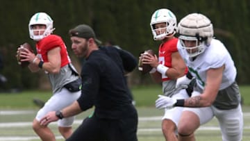 Former Auburn football QB Bo Nix is beloved by the current Oregon starting signal-caller Ty Thompson. Mandatory Credit: The Register Guard
