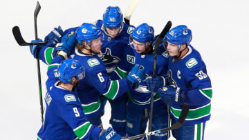 Vancouver Canucks (Photo by Jeff Vinnick/Getty Images)