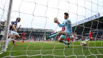 WEST BROMWICH, ENGLAND - APRIL 07: Jay Rodriguez of West Bromwich Albion scores his sides first goal during the Premier League match between West Bromwich Albion and Swansea City at The Hawthorns on April 7, 2018 in West Bromwich, England. (Photo by Alex Livesey/Getty Images)