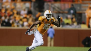KNOXVILLE, TENNESSEE - NOVEMBER 30: Jauan Jennings #15 of the Tennessee Volunteers runs a play against the Vanderbilt Commodores during the third quarter of the game at Neyland Stadium on November 30, 2019 in Knoxville, Tennessee. (Photo by Silas Walker/Getty Images)
