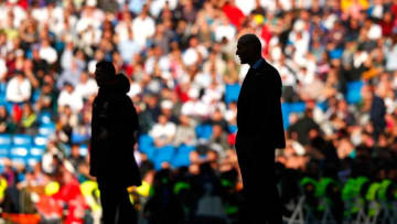 MADRID, SPAIN - DECEMBER 23: Zinedine Zidane, Manager of Real Madrid looks on during the La Liga match between Real Madrid and Barcelona at Estadio Santiago Bernabeu on December 23, 2017 in Madrid, Spain. (Photo by Gonzalo Arroyo Moreno/Getty Images)