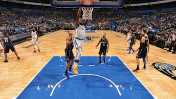 ORLANDO, FL - DECEMBER 1: Kevin Durant #35 of the Golden State Warriors dunks the ball against the Orlando Magic on December 1, 2017 at Amway Center in Orlando, Florida. NOTE TO USER: User expressly acknowledges and agrees that, by downloading and or using this photograph, User is consenting to the terms and conditions of the Getty Images License Agreement. Mandatory Copyright Notice: Copyright 2017 NBAE (Photo by Fernando Medina/NBAE via Getty Images)
