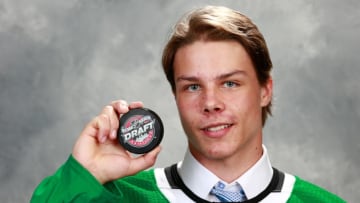 CHICAGO, IL - JUNE 23: Miro Heiskanen, third overall pick of the Dallas Stars, poses for a portrait during Round One of the 2017 NHL Draft at United Center on June 23, 2017 in Chicago, Illinois. (Photo by Jeff Vinnick/NHLI via Getty Images)