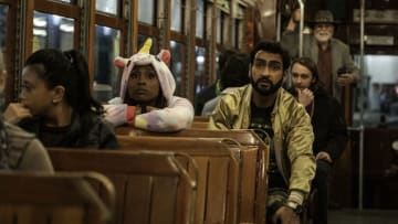 Issa Rae as Leilani, Kumail Nanjiana as Jibran of "The Lovebirds" from NETFLIX.