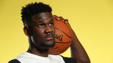 CHICAGO, IL - MAY 15: NBA Draft Prospect, Deandre Ayton poses for a portrait during the 2018 NBA Combine circuit on May 15, 2018 at the Intercontinental Hotel Magnificent Mile in Chicago, Illinois. NOTE TO USER: User expressly acknowledges and agrees that, by downloading and/or using this photograph, user is consenting to the terms and conditions of the Getty Images License Agreement. Mandatory Copyright Notice: Copyright 2018 NBAE (Photo by Joe Murphy/NBAE via Getty Images)