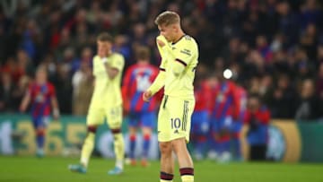 LONDON, ENGLAND - APRIL 04: Emile Smith-Rowe of Arsenal looks dejected during the Premier League match between Crystal Palace and Arsenal at Selhurst Park on April 04, 2022 in London, England. (Photo by Chris Brunskill/Fantasista/Getty Images)