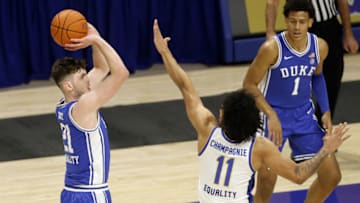 Duke basketball (Charles LeClaire-USA TODAY Sports)