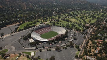 (Photo by Tom Szczerbowski/Getty Images)