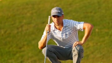 ATLANTA, GEORGIA - SEPTEMBER 06: Justin Thomas of the United States lines up a putt on the 18th green during the third round of the TOUR Championship at East Lake Golf Club on September 06, 2020 in Atlanta, Georgia. (Photo by Kevin C. Cox/Getty Images)