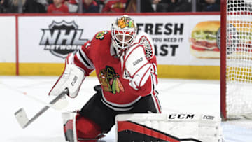 CHICAGO, IL - MARCH 26: Goalie Anton Forsberg #31 of the Chicago Blackhawks gloves the puck in the third period against the San Jose Sharks at the United Center on March 26, 2018 in Chicago, Illinois. The San Jose Sharks defeated the Chicago Blackhawks 4-3. (Photo by Bill Smith/NHLI via Getty Images)